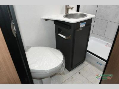 2027 Coachmen RV Leprechaun — photo 29 view