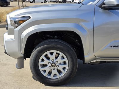 2026 Toyota Tacoma - Photo 6