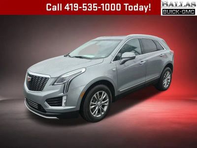 2023 Cadillac XT5 Premium Luxury in Argent Silver Metallic — front three-quarter view