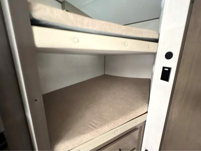 2026 Grand Transcend ONE — photo 15 view