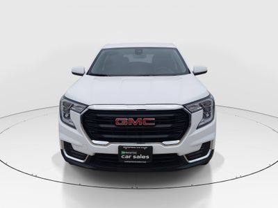 2024 GMC Terrain - Photo 2