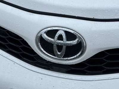 2014 Toyota Camry - Photo 10