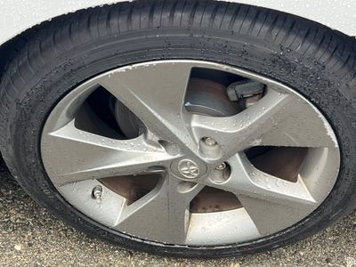2014 Toyota Camry - Photo 16