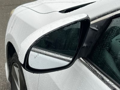 2014 Toyota Camry - Photo 18