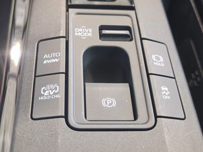 2024 Toyota Prius Prime - Photo 25