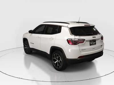2024 Jeep Compass — detail view