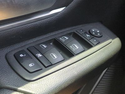 2023 Ram 1500 — photo 24 view