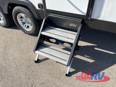 2025 Gulf Stream RV Kingsport Ranch — photo 11 view
