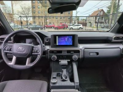 2025 Toyota 4Runner — photo 10 view