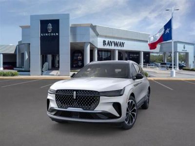 2026 Lincoln Nautilus — side profile view
