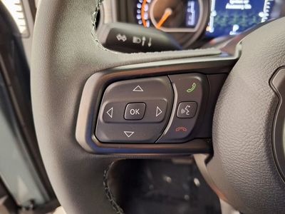 2026 Jeep Wrangler — photo 18 view