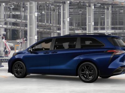 2026 Toyota Sienna — detail view