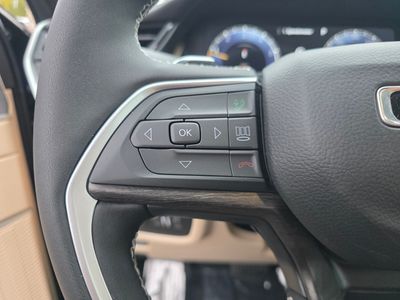 2026 Jeep Grand Cherokee — photo 17 view