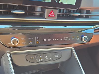 2026 Kia Carnival Hybrid - Photo 27