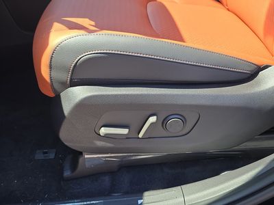2026 Kia Carnival Hybrid - Photo 22