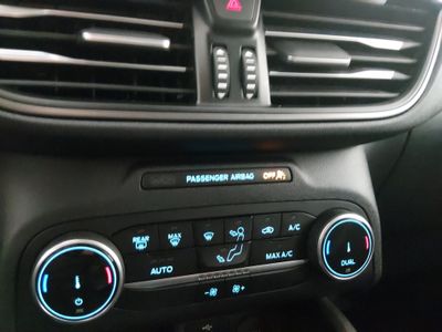 2024 Ford Escape — photo 18 view
