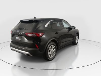 2024 Ford Escape — photo 7 view