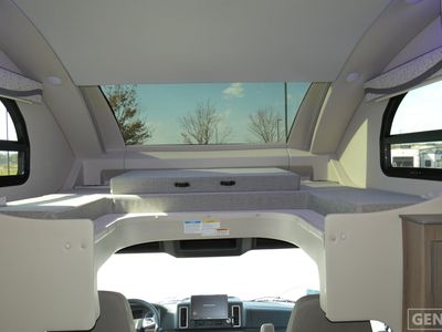 2026 Thor Motor Coach Pasadena — photo 12 view