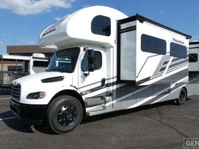 2026 Thor Motor Coach Pasadena — side profile view