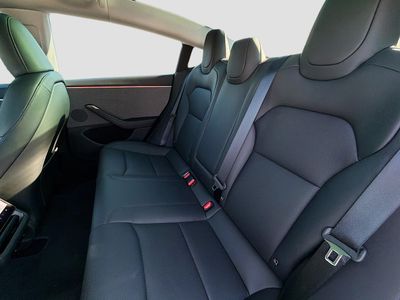 2025 Tesla Model 3 — photo 20 view