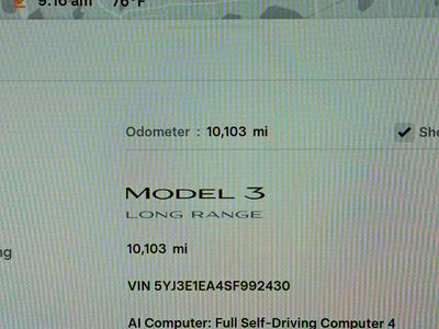 2025 Tesla Model 3 — photo 37 view