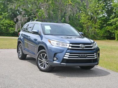 2017 Toyota Highlander - Photo 5