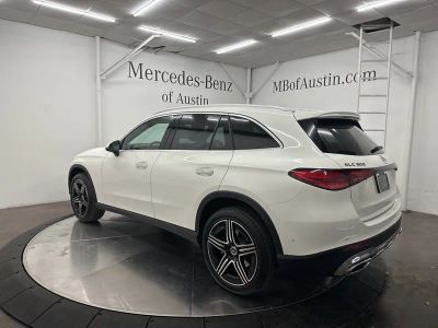 2026 Mercedes-Benz GLC — photo 39 view