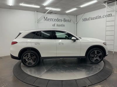 2026 Mercedes-Benz GLC — photo 8 view