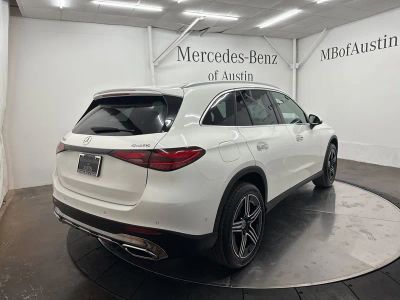 2026 Mercedes-Benz GLC — photo 41 view