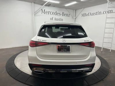 2026 Mercedes-Benz GLC — photo 40 view