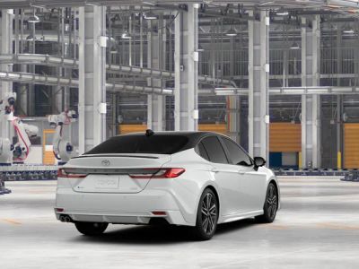 2026 Toyota Camry - Photo 9