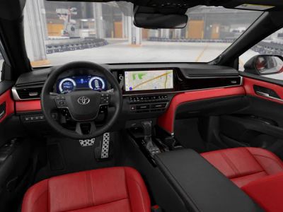 2026 Toyota Camry - Photo 19