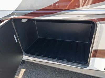 2027 Entegra VISION XL — photo 35 view
