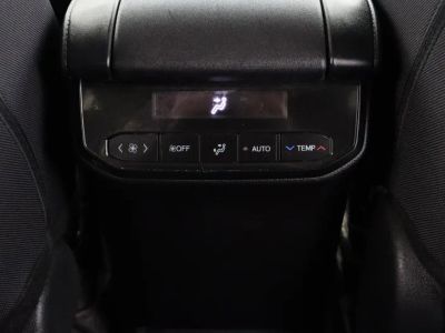 2025 Toyota Highlander FWD - Photo 29