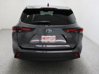 2025 Toyota Highlander FWD - Photo 8