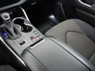 2025 Toyota Highlander FWD - Photo 17