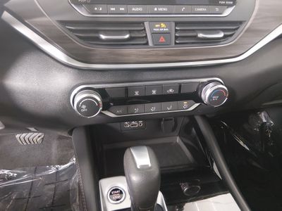 2023 Nissan Altima - Photo 17