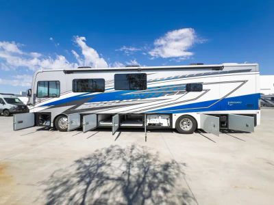 2027 Fleetwood DISCOVERY — photo 28 view