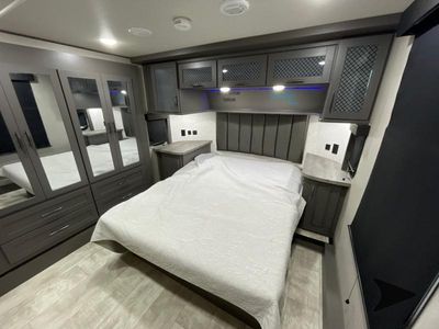 2022 Grand Design Momentum M-Class - Photo 60