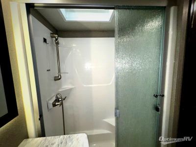 2020 Grand Design Solitude — photo 7 view
