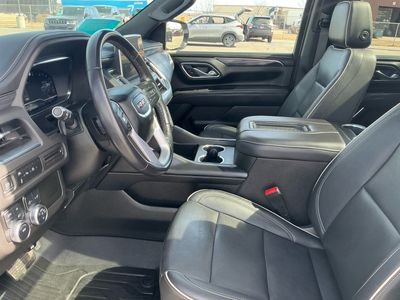 2023 GMC Yukon — photo 9 view