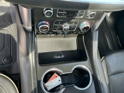 2023 GMC Yukon — photo 12 view
