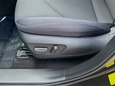 2023 Toyota Highlander - Photo 16