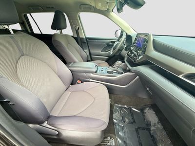 2023 Toyota Highlander - Photo 30