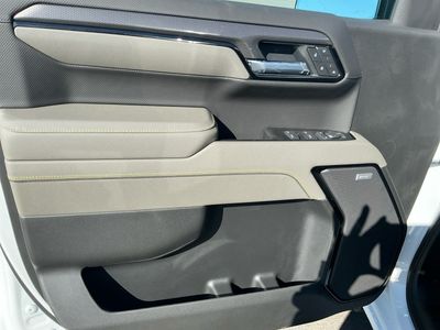 2026 Chevrolet Silverado 1500 — photo 16 view