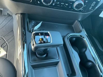 2026 Chevrolet Silverado 1500 — photo 13 view