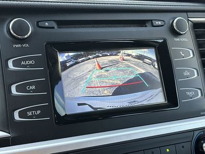 2018 Toyota Highlander — photo 22 view