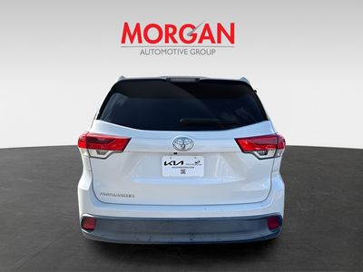 2018 Toyota Highlander — photo 7 view