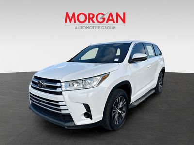 2018 Toyota Highlander — interior view