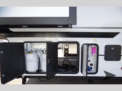 2026 Keystone RV Alpine Avalanche Edition - Photo 15